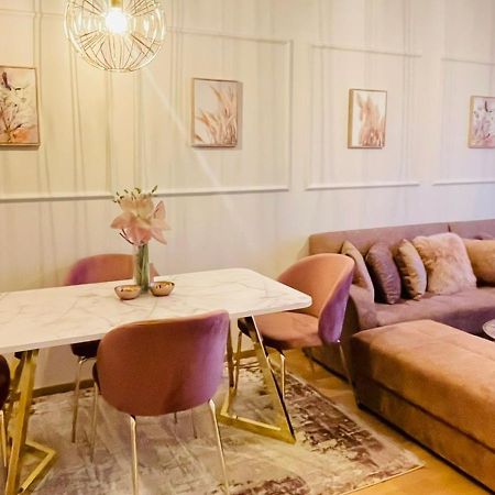 Ferienwohnung Stan Na Dan "Apartman Purple" Banja Luka Exterior foto