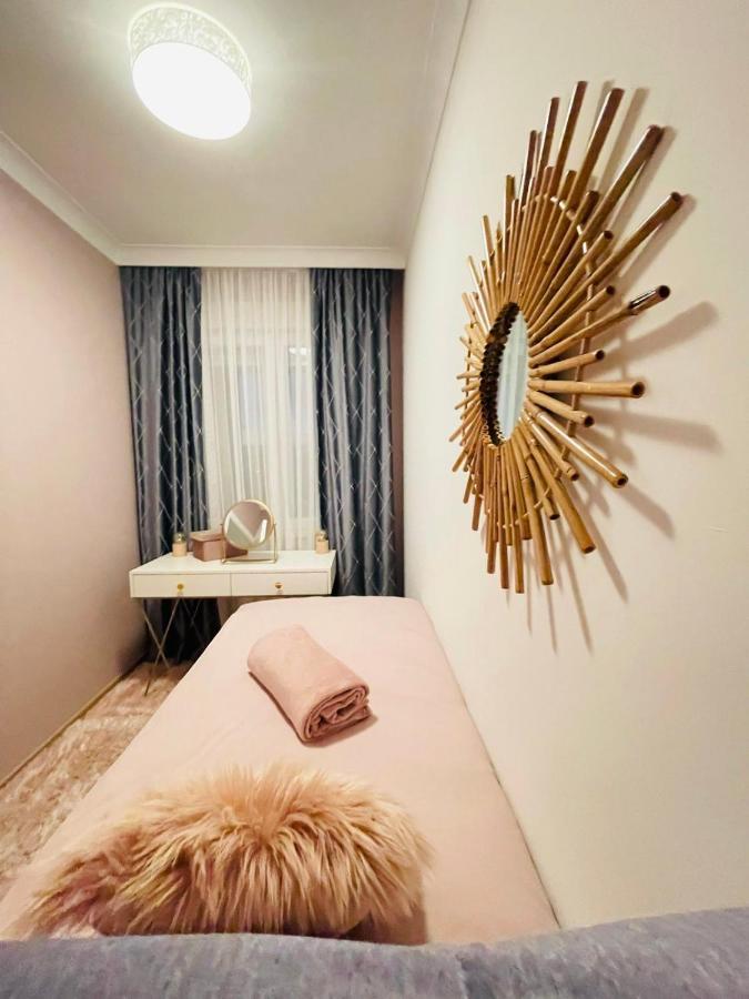 Ferienwohnung Stan Na Dan "Apartman Purple" Banja Luka Exterior foto